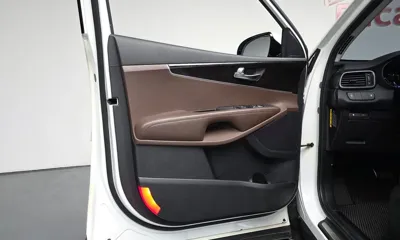 Kia Sorento 2017, 56998 км, за 9783.19 USD - фото 24