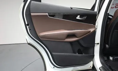 Kia Sorento 2017, 56998 км, за 9783.19 USD - фото 25