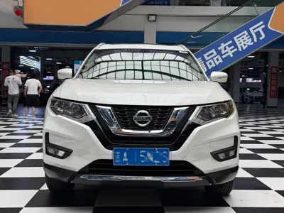 Nissan X-Trail 2023, 17000 км, за 18417.82 USD