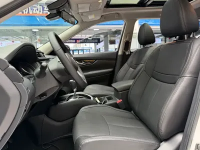Nissan X-Trail 2023, 17000 км, за 18417.82 USD