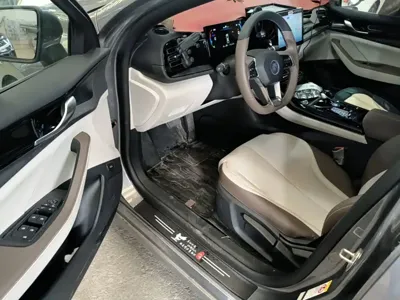 BYD Qin Plus 2024, 9700 км, за 7809.15 USD - фото 16