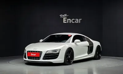 Audi R8 · 2010 год