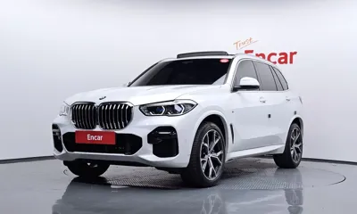 BMW X5 · 2022 год