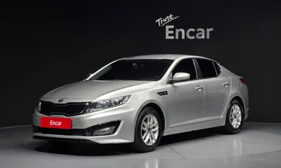 Kia K5 · 2011 год