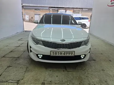 Kia K5 · 2016 год