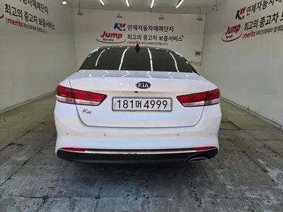 Kia K5 2016, 110752 км, за 5848.3 USD