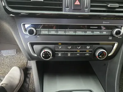 Kia K5 2016, 110752 км, за 5848.3 USD - фото 20