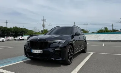 BMW X7 · 2022 год