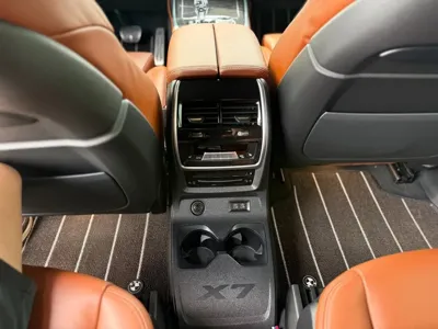 BMW X7 2022, 87000 км, за 53845.13 USD - фото 18