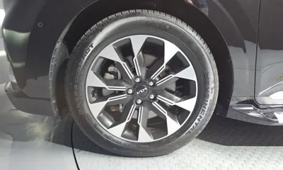 Kia Canival 2023, 61469 км, за 23442.07 USD