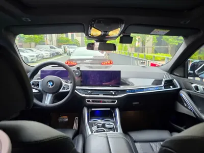 BMW X6 2024, 46000 км, за 65767.38 USD - фото 9