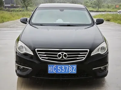 BAIC Senova D70 2014, 130000 км, за 1032.91 USD