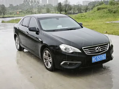 BAIC Senova D70 2014, 130000 км, за 1032.91 USD