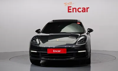 Porsche Panamera 2018, 198120 км, за 42021.8 USD