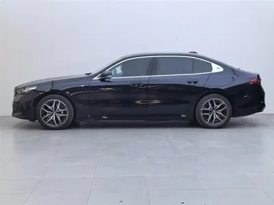 BMW i5 2025, 28100 км, за 33569.31 USD