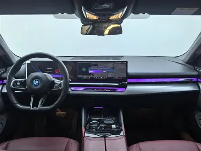 BMW i5 2025, 28100 км, за 33569.31 USD - фото 7