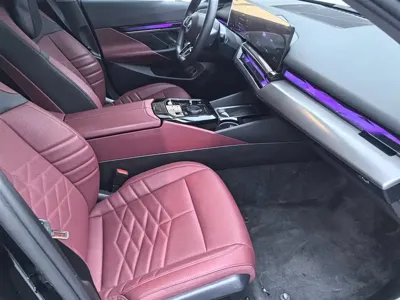 BMW i5 2025, 28100 км, за 33569.31 USD - фото 9