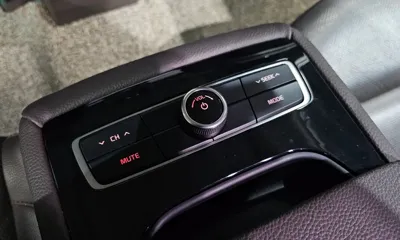 Kia K7 2017, 85641 км, за 9035.95 USD - фото 36