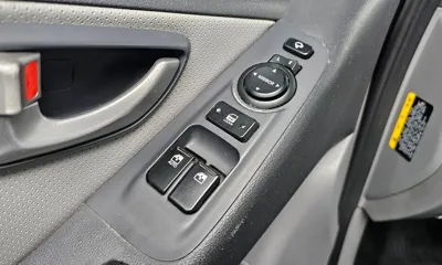 Hyundai Starex 2019, 122371 км, за 9787.17 USD - фото 16