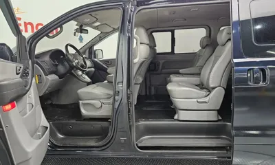 Hyundai Starex 2019, 122371 км, за 9787.17 USD - фото 19