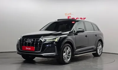 Audi Q7 · 2021 год