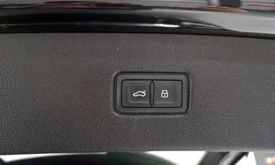 Audi Q7 2021, 47505 км, за 35381.38 USD - фото 20