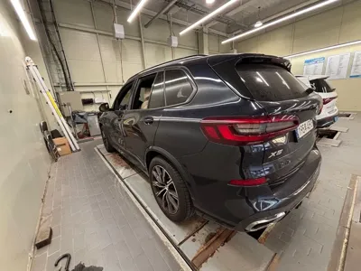 BMW X5 2021, 63930 км, за 40983.64 USD