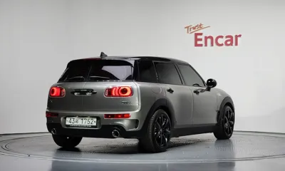 MINI Clubman 2018, 68256 км, за 8923.86 USD
