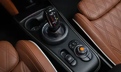 MINI Countryman 2021, 109064 км, за 14846.64 USD - фото 9