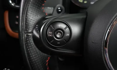 MINI Countryman 2021, 109064 км, за 14846.64 USD - фото 17