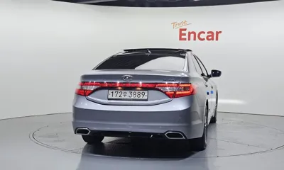 Hyundai Grandeur 2017, 161222 км, за 4206.31 USD