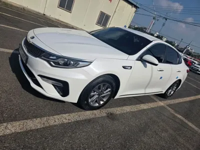 Kia K5 2020, 129726 км, за 6761.19 USD