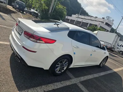 Kia K5 2020, 129726 км, за 6761.19 USD