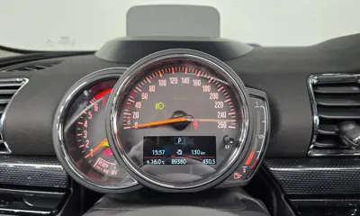 MINI Clubman 2019, 89360 км, за 10402.04 USD - фото 8