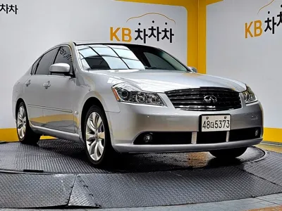 Infiniti M 2006, 103116 км, за 1652.57 USD