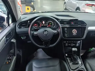 Volkswagen Tiguan L 2019, 107100 км, за 11096.45 USD - фото 11