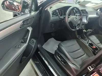 Volkswagen Tiguan L 2019, 107100 км, за 11096.45 USD - фото 16