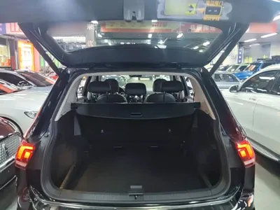 Volkswagen Tiguan L 2019, 107100 км, за 11096.45 USD - фото 19