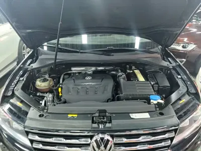 Volkswagen Tiguan L 2019, 107100 км, за 11096.45 USD - фото 20