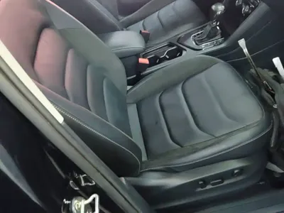 Volkswagen Tiguan L 2019, 107100 км, за 11096.45 USD - фото 25
