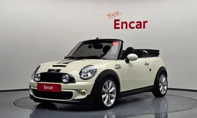 MINI Cooper Convertible · 2015 год