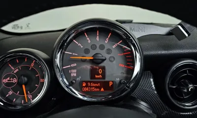 MINI Cooper Convertible 2015, 84315 км, за 6167.89 USD - фото 8