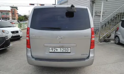 Hyundai Starex 2015, 289359 км, за 2927.4 USD