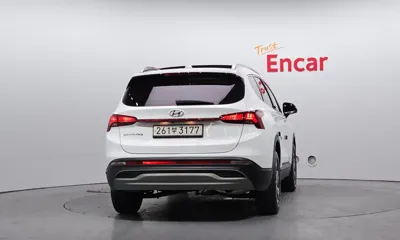 Hyundai Santafe 2022, 33613 км, за 18508.74 USD