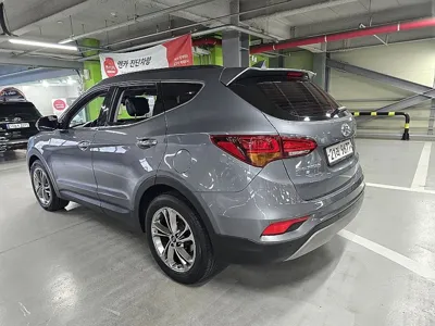 Hyundai Santafe 2018, 81494 км, за 10066.22 USD