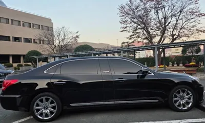 Hyundai Equus 2010, 185000 км, за 4364.82 USD
