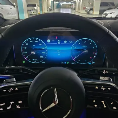 Mercedes-Benz GLC-Class 2026, 10 км, за 68924.77 USD - фото 6