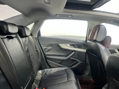 Audi A4L 2018, 127300 км, за 11741.97 USD - фото 8