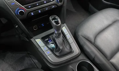 Hyundai Avante 2016, 102881 км, за 5021.47 USD - фото 9
