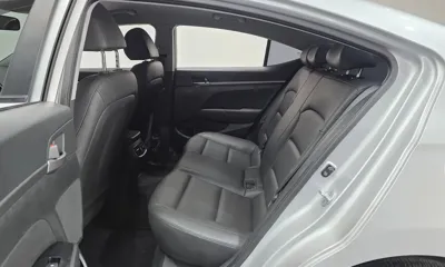 Hyundai Avante 2016, 102881 км, за 5021.47 USD - фото 12